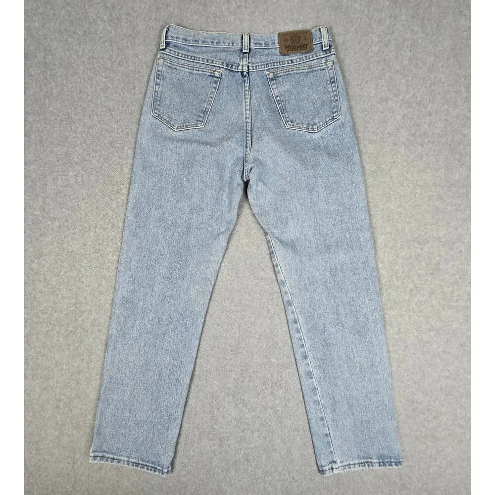 Wrangler Mens 31x32 Rugged Wear Classic Fit Jeans Light Wash Denim